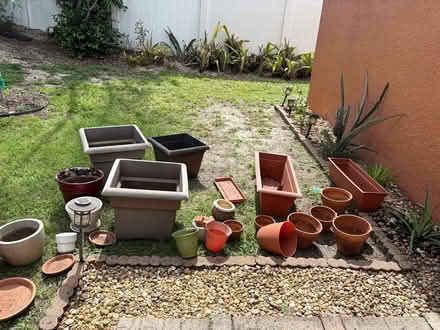 Photo of free Garden containers and pots (Clermont, FL) #1