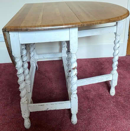 Photo of free Extendable dining table (Carlisle CA1) #4