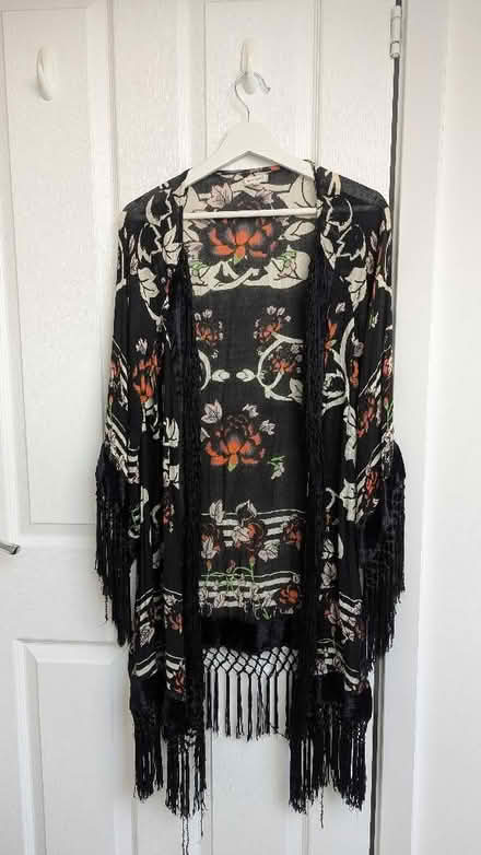Photo of free River Island 'Kimono' (Penrith CA11) #1