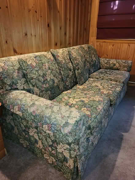 Photo of free couch (Morning Side Arlington) #2