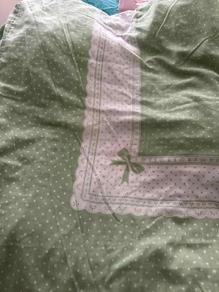 Photo of free Single green duvet cover (Ashford TW15) #1