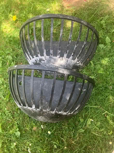 Photo of free 2 metal wall planters (Near Coulsdon Sth station) #1