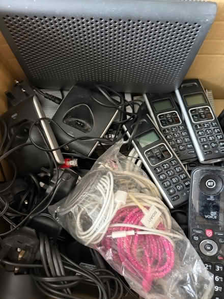 Photo of free Mix of modems, AC adaptors & phones (Croydon. CR2 9) #4