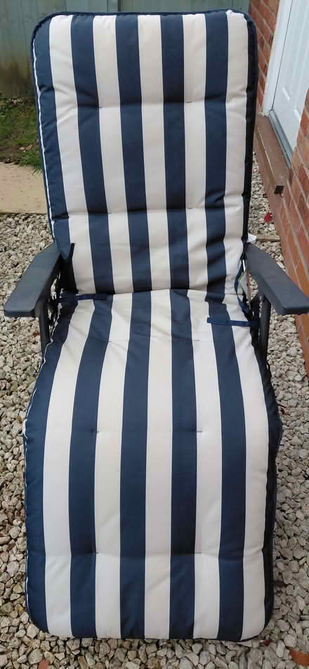 Photo of free Reclining Garden Chair (Chawson WR9) #1