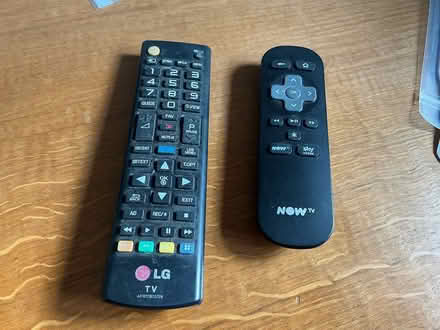 Photo of free LG and NOW tv remotes (Clunton SY7) #1