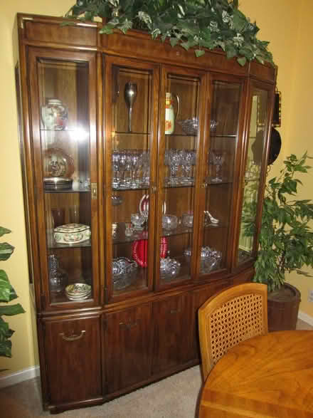 Photo of free Dining room furniture (Folsom) #1