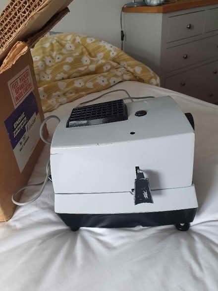 Photo of free Two slide projectors (Pipers Ash CH2) #2