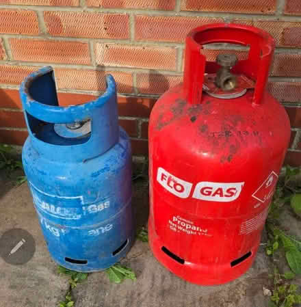 Photo of free Empty gas bottles (Watchfield SN6) #1