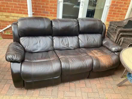 Photo of free 3+2. Leather recliners (Thorne doncaster) #2