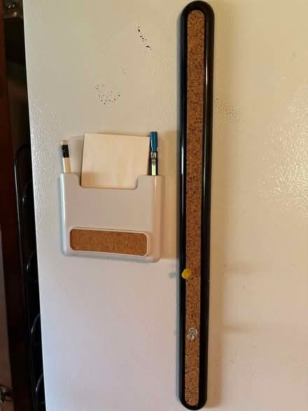 Photo of free Mag. note/pen holder/bulletin board (Croton-on-Hudson) #1