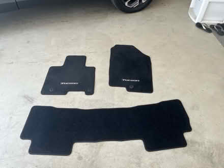 Photo of free Hyundai Tucson Hyb. 2026 Flr Mats (San Jose near Eastridge Mall) #1
