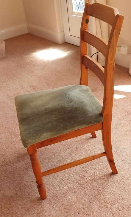 Photo of free Set 4 dining chairs (Chapel-en-le-Frith SK23) #1