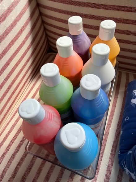 Photo of free X8 ready mixed paint (South Kensington W8) #1