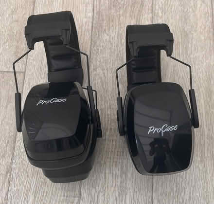 Photo of free 2x Safety Ear Defenders & 1x Safety Goggles (Good Condition) (Beaconsfield HP9) #2