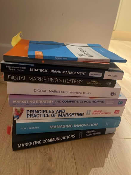 Photo of free Range of Marketing text books - university degree (Lambourn RG17) #1