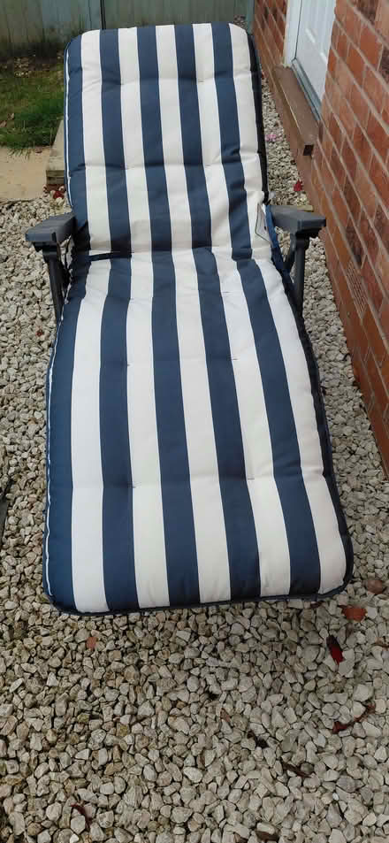 Photo of free Reclining Garden Chair (Chawson WR9) #2