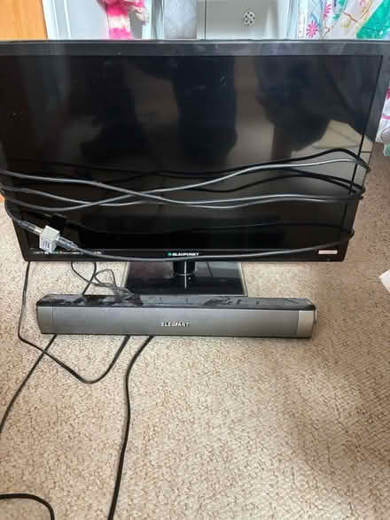 Photo of free 24” flat screen TV (Tupsley HR1) #1