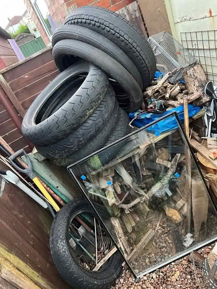 Photo of free Old tyres (Gleedless (S12)) #1