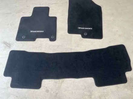 Photo of free Hyundai Tucson Hyb. 2026 Flr Mats (San Jose near Eastridge Mall) #2
