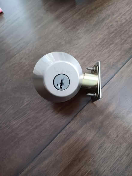 Photo of free Door Lock (Imperial and Willow area) #1