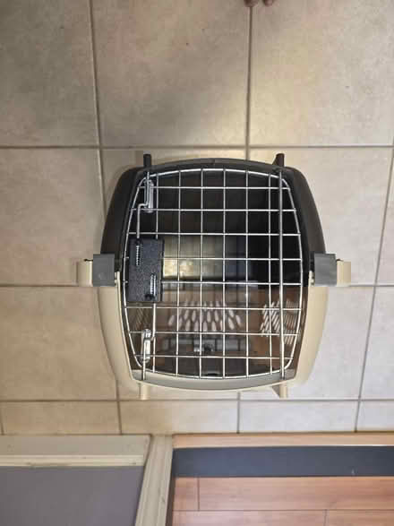 Photo of free Pet carrier 18x10x10in (Near wilcox high school) #3