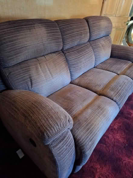 Photo of free Electric recliner 3-seater sofa (Tufnell Park N19) #3