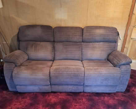 Photo of free Electric recliner 3-seater sofa (Tufnell Park N19) #1