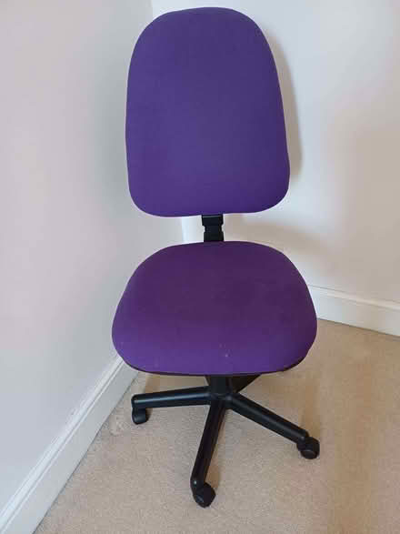Photo of free Purple 5 spoke office chair (South Croydon CR2) #1