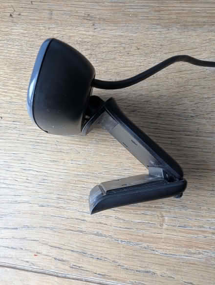 Photo of free Logitech C270 HD Webcam 720p/30fps (Kew TW9) #2