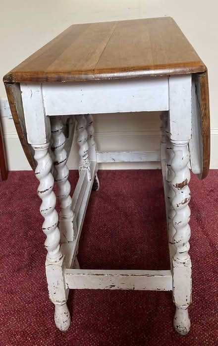 Photo of free Extendable dining table (Carlisle CA1) #3