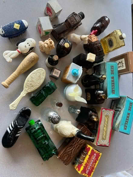 Photo of free Avon Bottles and Brushes (Hoffman Estates) #4