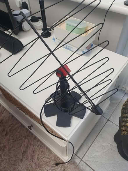 Photo of free Television aerial. (Elstow MK42) #1