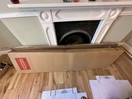 Photo of free Sliding shower door (EX4) #3