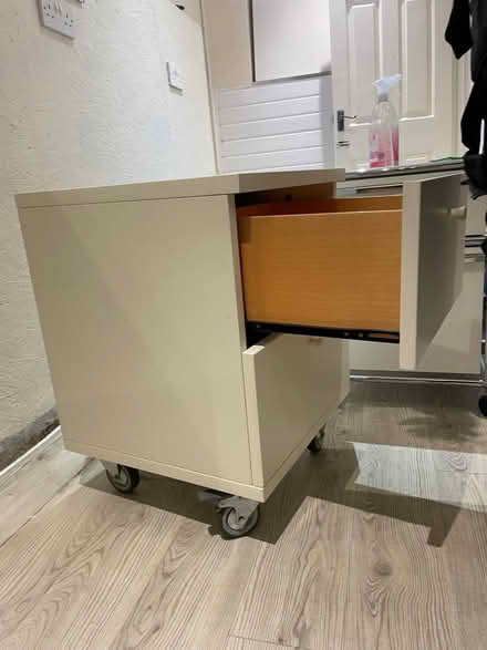Photo of free Small set of drawers (Near Coulsdon Sth station) #4