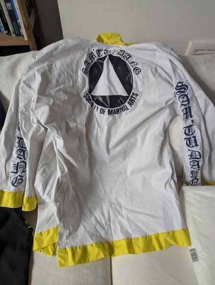 Photo of free Sam Tue Dang outfit (West Norwood SE27) #4