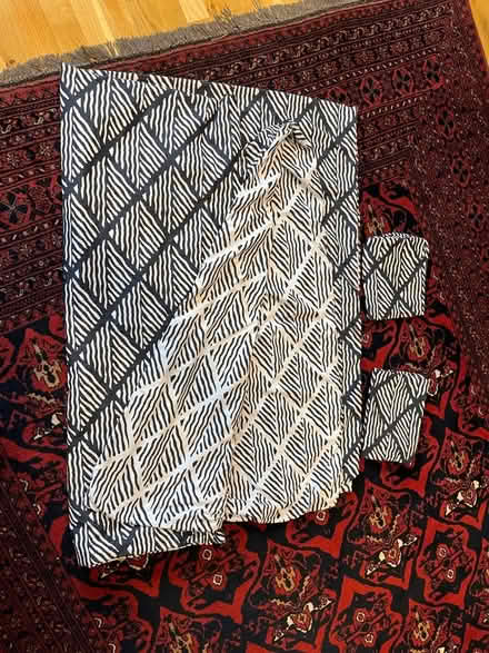 Photo of free King Size Duvet Set (Old Windsor SL4) #1