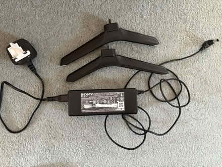 Photo of free Working Sony Bravia Flat screen 32" TV (Richmond TW10) #2