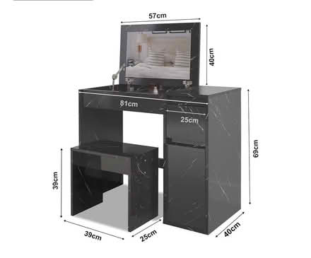 Photo of free Vanity Desk Dressing Table (Birmingham B29) #1