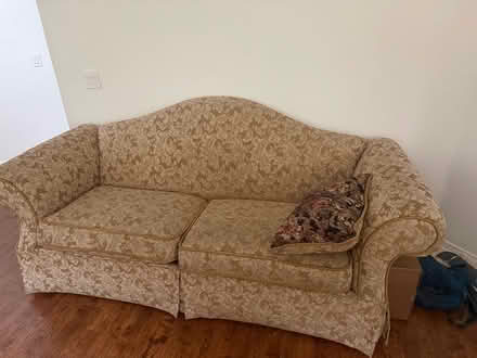 Photo of free Traditional couch barely used (La Jolla, California) #1