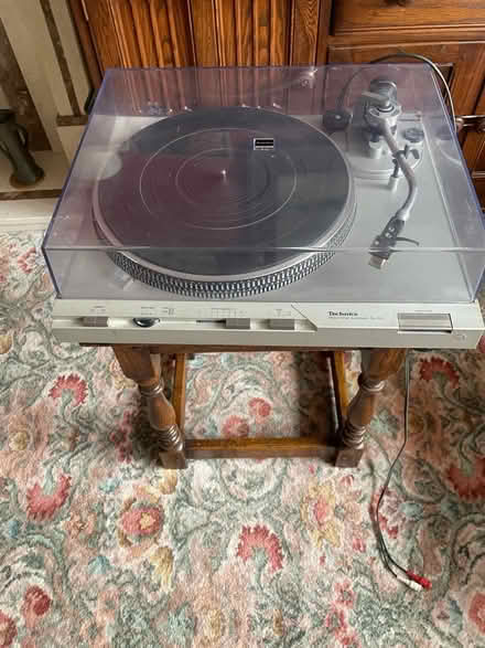 Photo of free Technics record player (Sale M33) #1