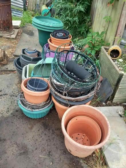 Photo of free Flower pots (Ware SG12) #1