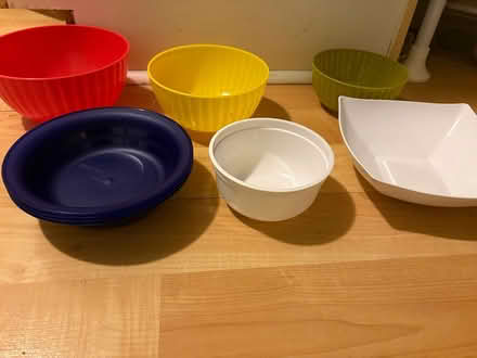 Photo of free Variety of plastic bowls (L5L 5P5) #4