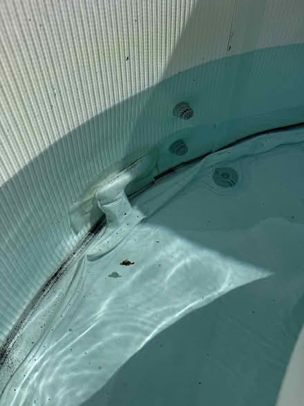 Photo of free Inflatable hot tub (Hitchin) #4
