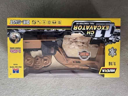 Photo of free Radio controlled digger toy. (Wooton SY11) #1