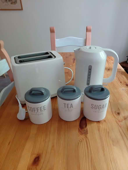 Photo of free Kitchen accessories (Wellington TF1) #1