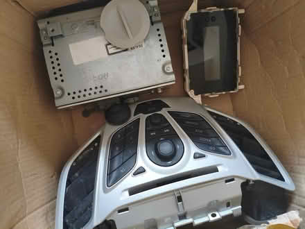 Photo of free Ford fiesta car stereo (Burncross S35) #4