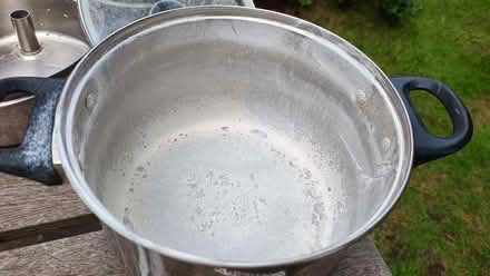 Photo of free Pans but need descaling (The Nurserylands TW12) #1