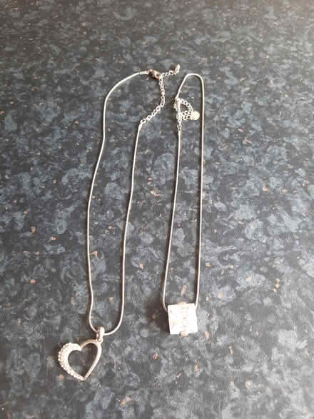 Photo of free A couple of pretty necklaces (Morden SM4) #1
