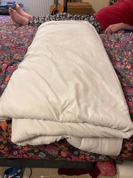 Photo of free Double duvet - nice (Shephall SG2) #1