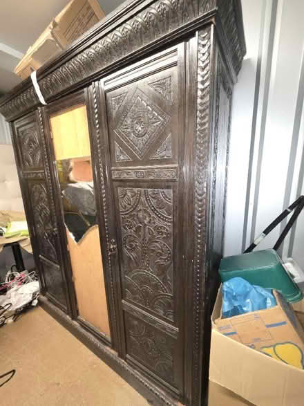 Photo of free wardrobe (Beckton E6) #1